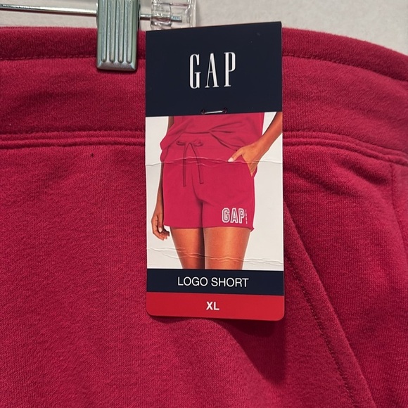 GAP - Women's Logo Short.  Athletic wear Sweat shorts. Pink, Size XL.  NWT, New. - Picture 3 of 16